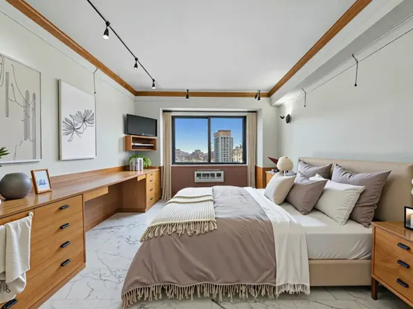 60 East End Avenue image 4 of 10