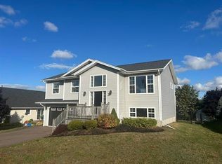 43 Westway Dr W, Charlottetown, PE C1E 2K2