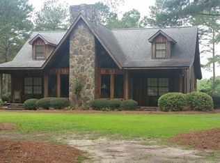 806 Pope Ln, Douglas, GA 31535