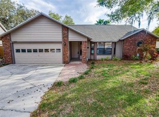 1427 Monte Lake Dr, Valrico, FL 33596