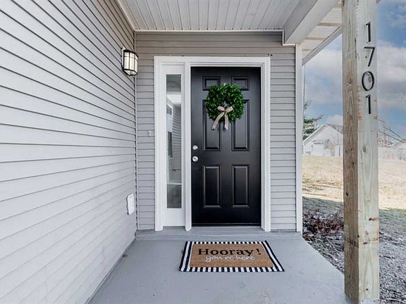 4th image of 1701 Mikan Ct