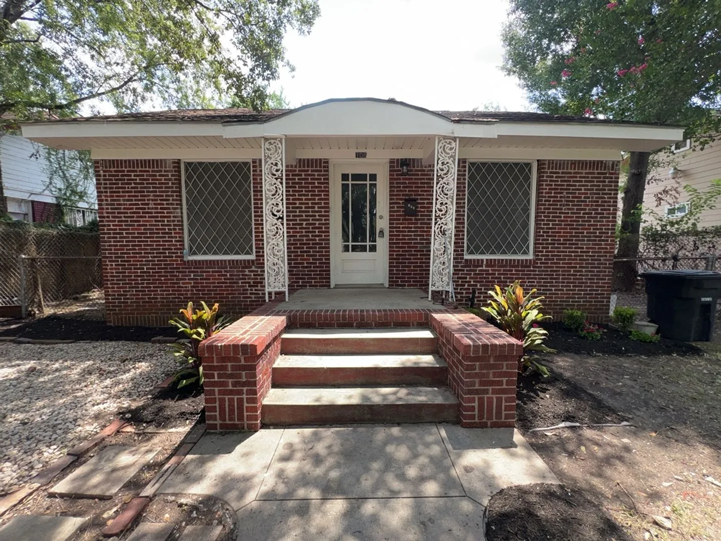 108 Bedford St **Ask About Our No Cash Deposit Option — Photo 1