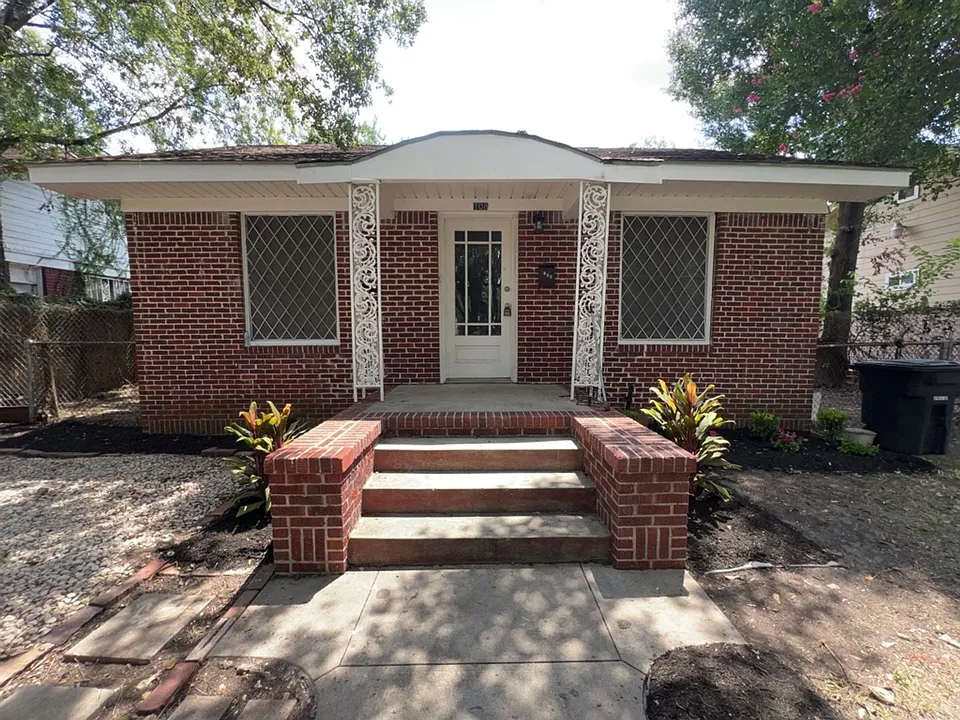 108 Bedford St