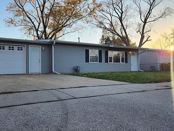 2nd image of 1409 Evans Ave