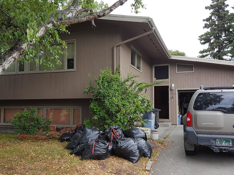 2nd image of 3313 Madison Way