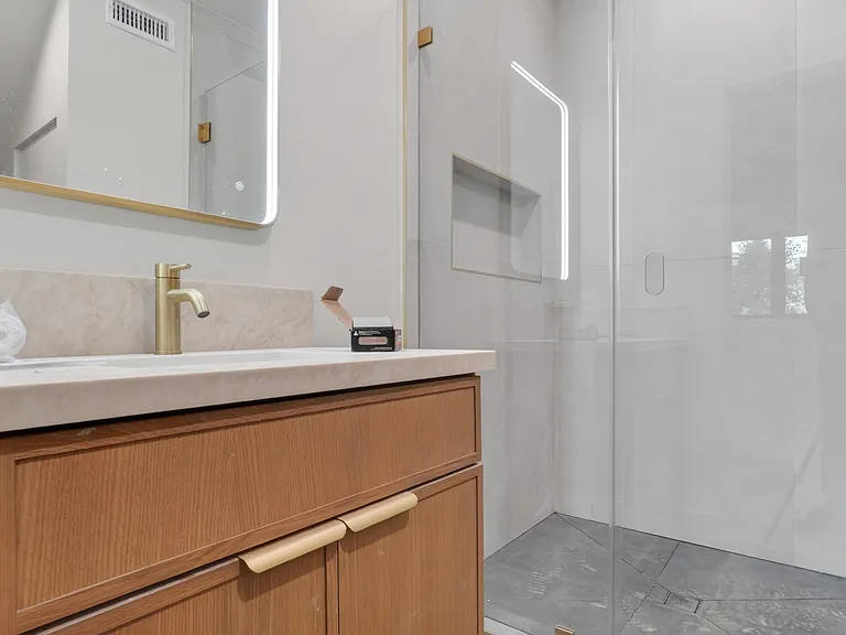 4819 Genesta Ave #1/2 — Photo 21