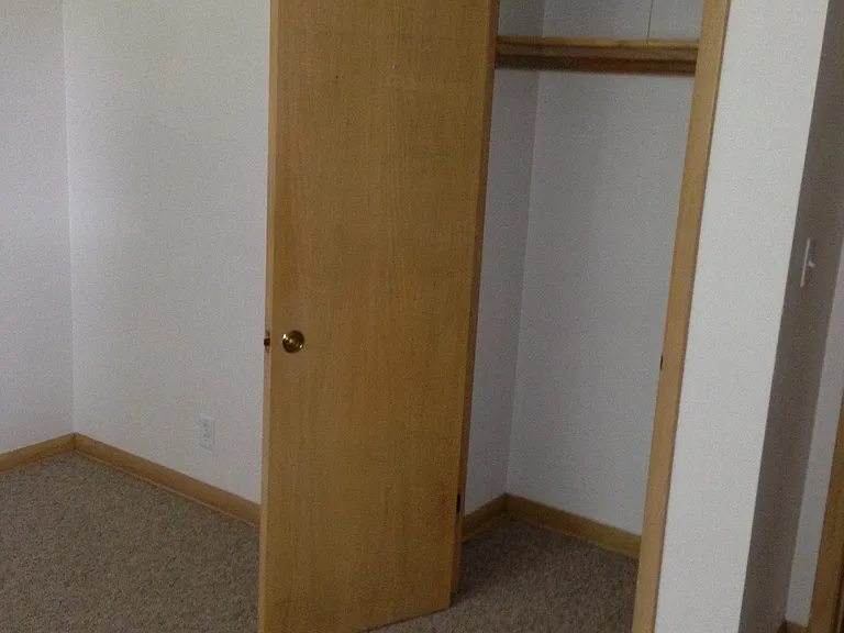 950 Glenview Ave #2 — Photo 12
