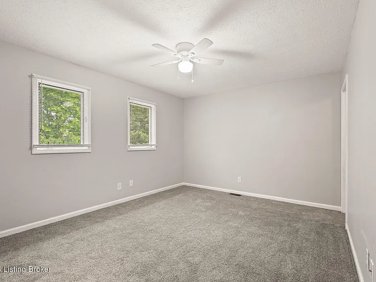 3509 Tabor Ct #6 — Photo 14