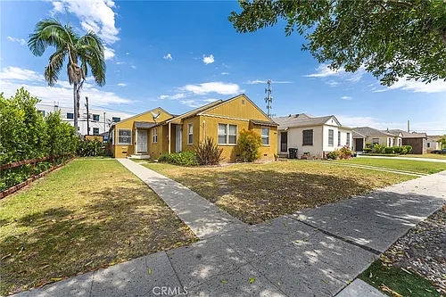 3003 Obama Blvd Photo 1