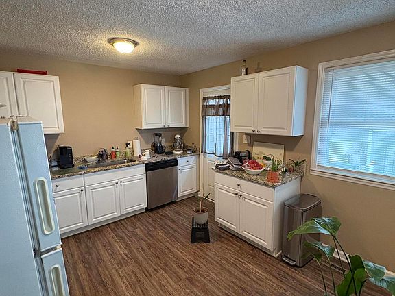 5th image of 3009 Paddington St