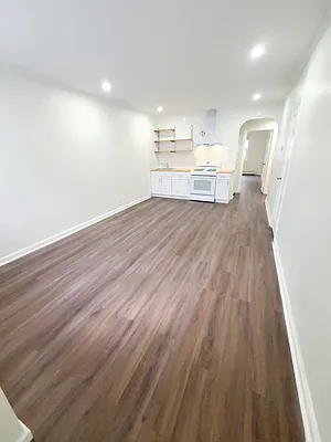 Rented by Metro Garden Realty NYC | media 1
