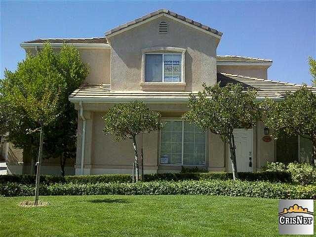 1st image of 27835 Crown Court Cir