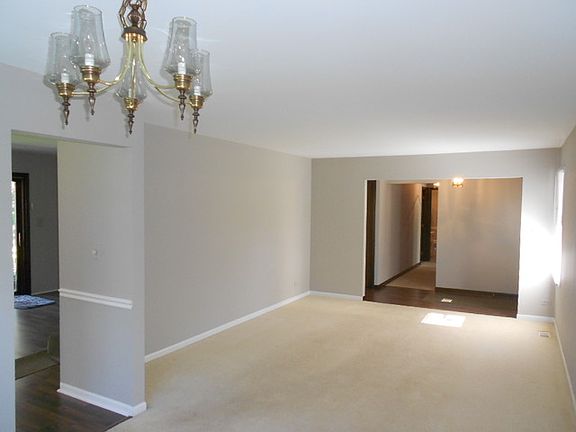 5th image of 4600 Thornbark Dr