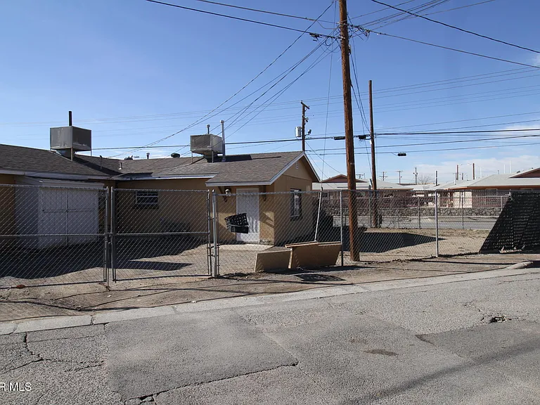 8903 Old County Road A #EL — Photo 45