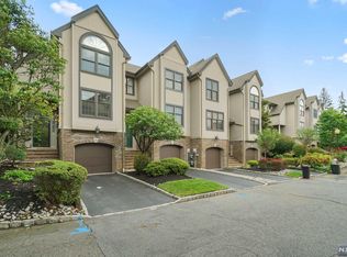 38 Jordan Dr, River Edge, NJ 07661