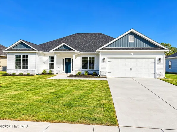 162 Seashore Street, Grimesland, NC 27837