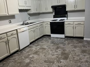 1917 Jeanette Ln APT 7, Springfield, IL 62702