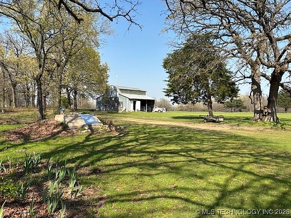 5th image of 9003 S Osage Ln
