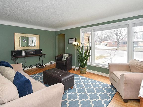4th image of 3100 Stinson Blvd NE