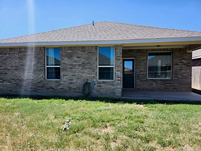 6406 Hall Of Fame Blvd — Photo 35