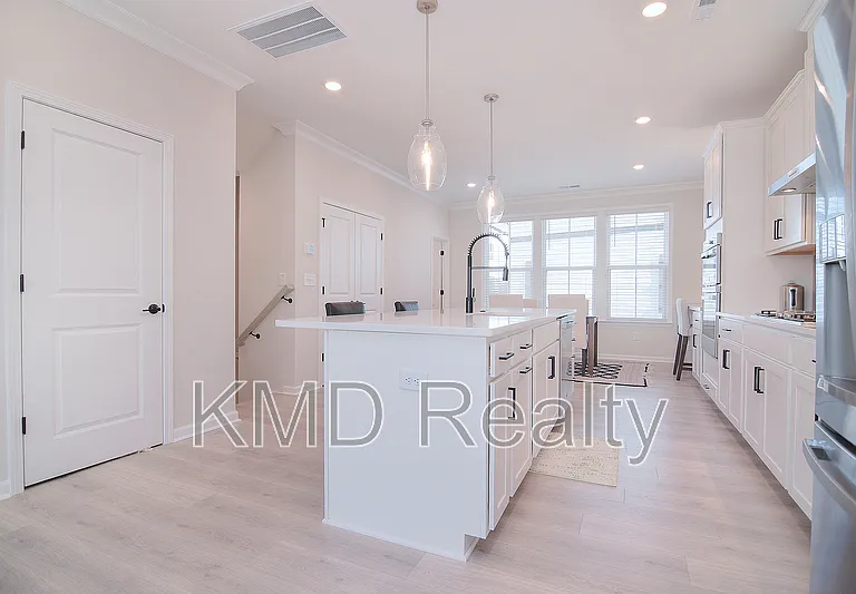 5029 Nestling Spring St — Photo 10