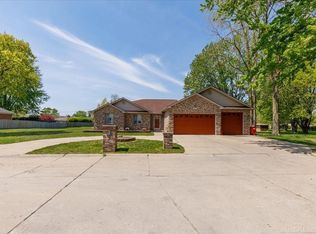 31473 Leota St, Fraser, MI 48026