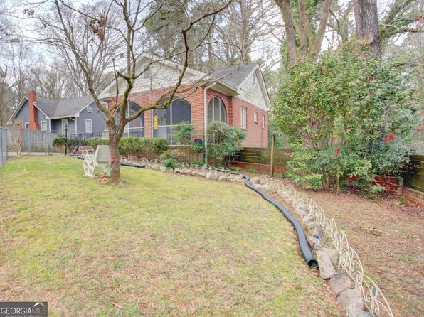 2 Lindberg Dr NE, Rome, GA 30161