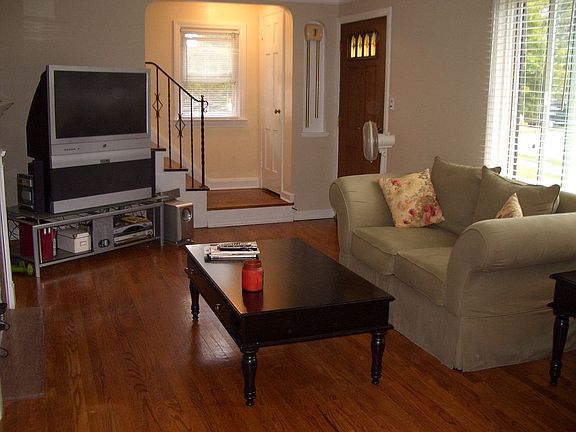 2nd image of 5011 Edsal Dr