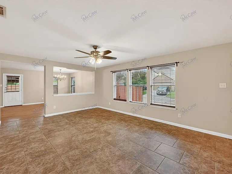 9133 Sun Haven Way — Photo 4