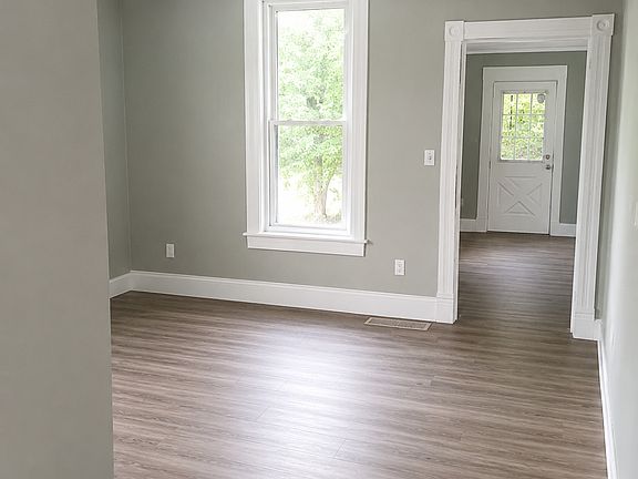 2nd image of 15 E Saint Joe St #1/2