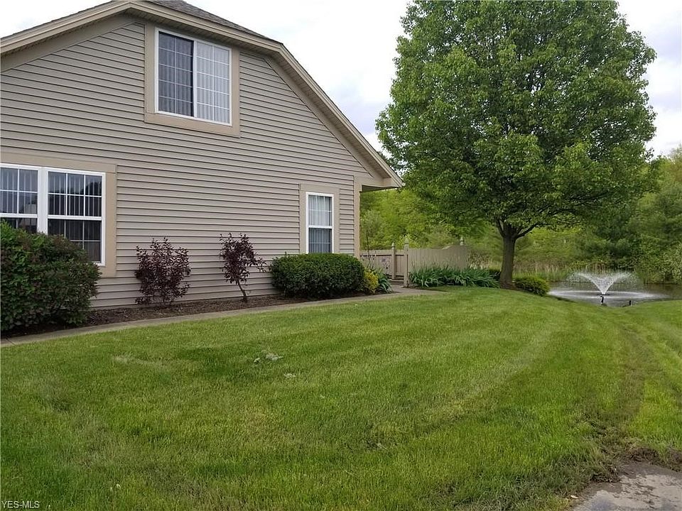 1st image of 1004 Willow Brook Dr NE