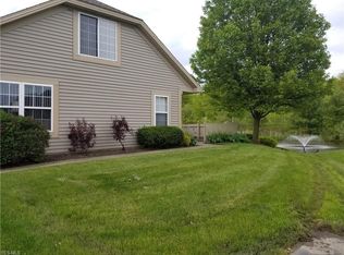 1004 Willow Brook Dr NE, Warren, OH 44483