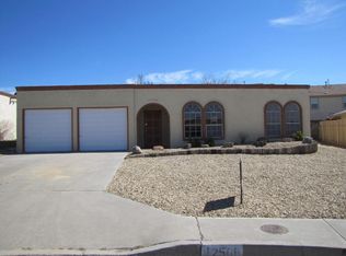 12508 Phoenix Ave NE, Albuquerque, NM 87112