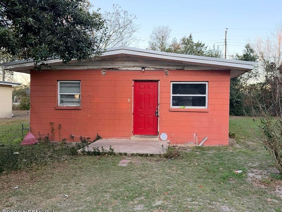1st image of 551 S 9th St