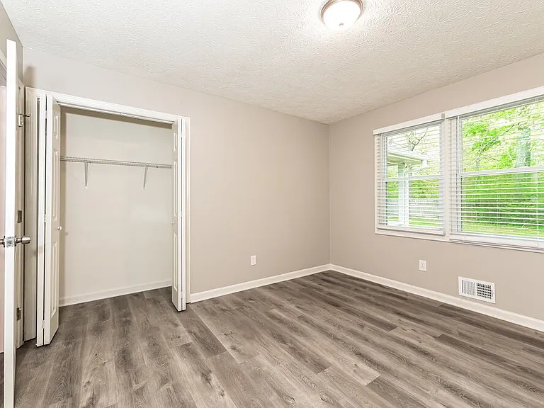 709 Cloudland Ct — Photo 14