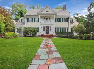 85 Overlook Dr, Greenwich, CT 06830