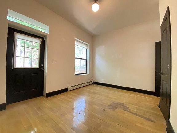 3rd image of 39 Macdonough St #C1