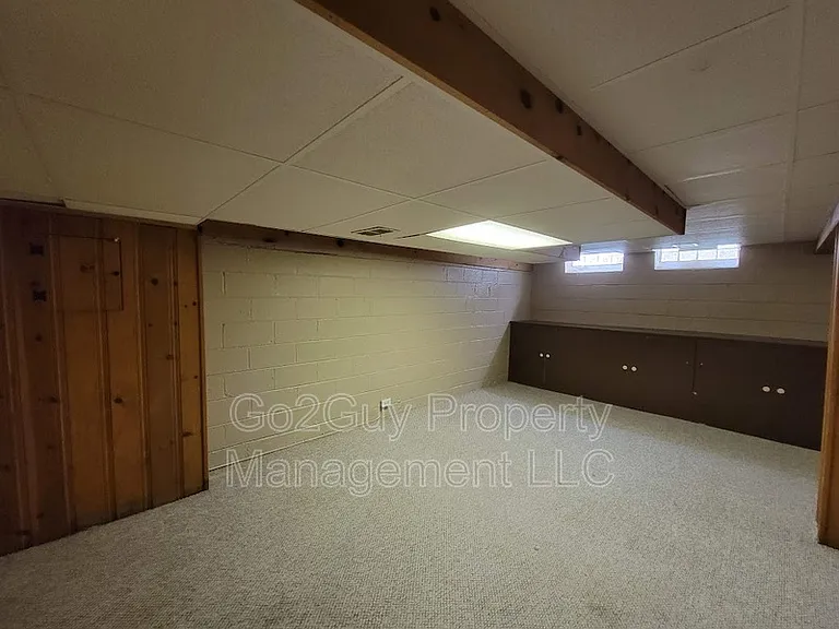 23331 Oak St — Photo 6