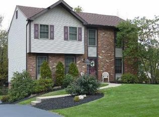 4760 Bayfield Rd, Allison Park, PA 15101
