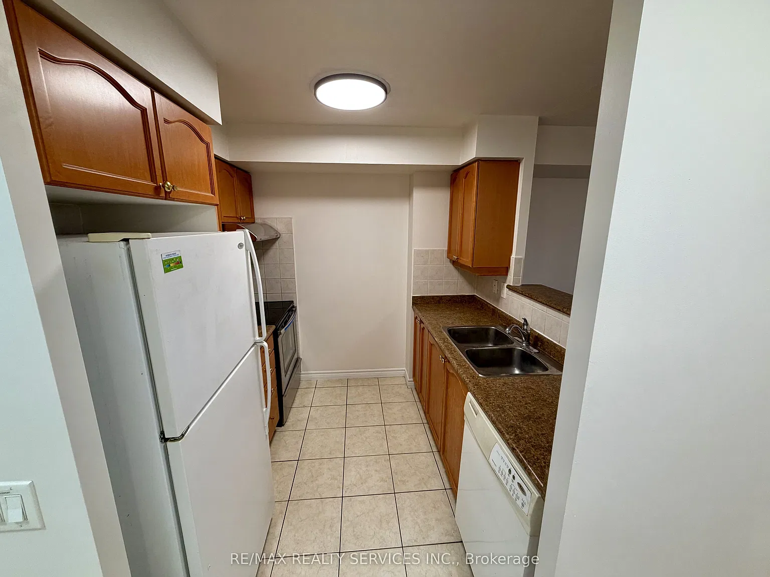 700 Humberwood Blvd — Photo 4