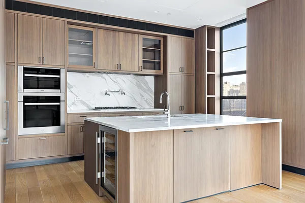 Rented by Compass | media 16