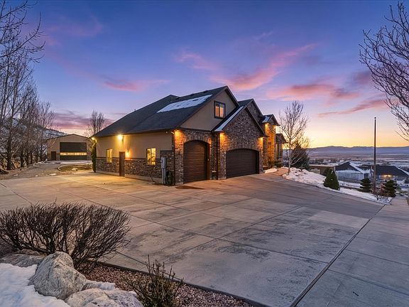 2nd image of 39 E 1800 S