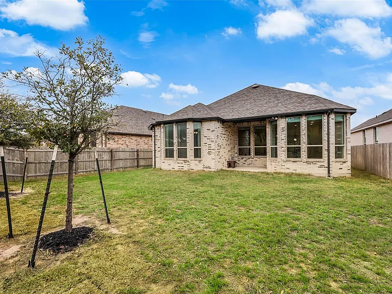 7705 Pace Ravine Dr — Photo 23