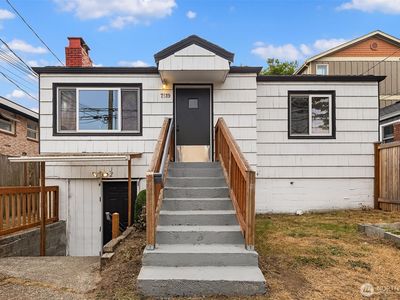 7519 24th Avenue NW, Seattle, WA, 98117