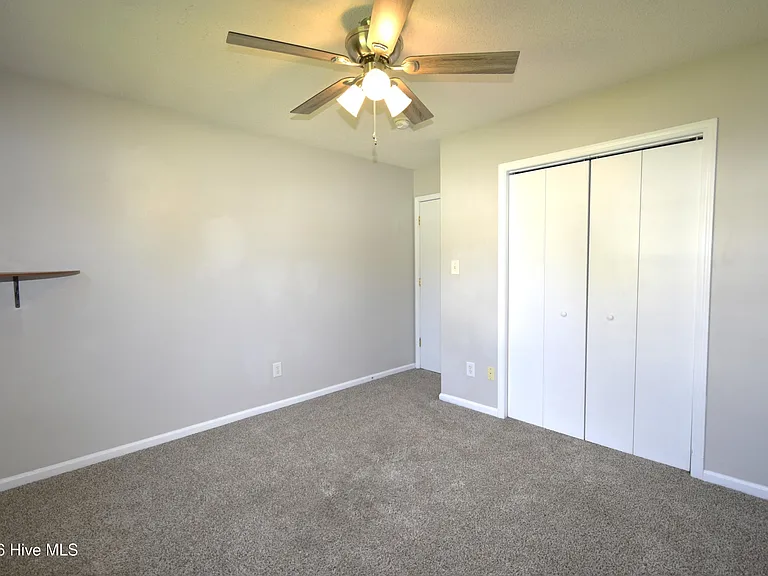 309 Kenilworth Pl — Photo 14