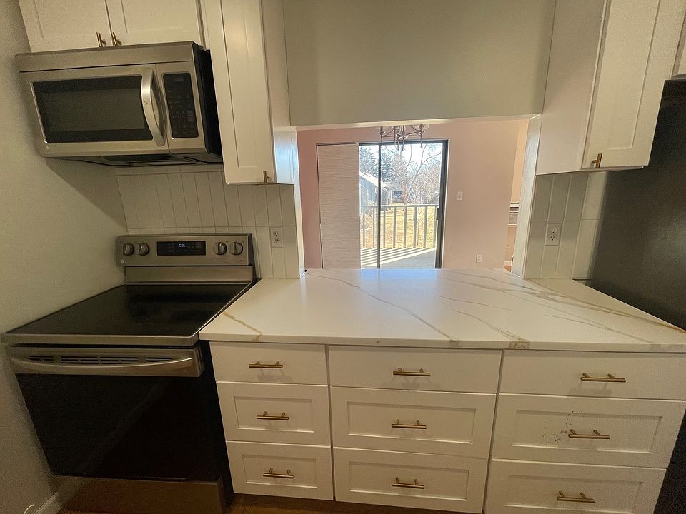 Beautifully upgraded kitchen