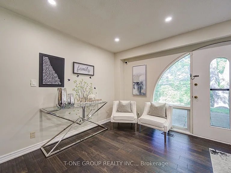 6 Esterbrooke Ave #94 — Photo 17