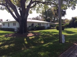 28 E Charles St, Avon Park, FL 33825