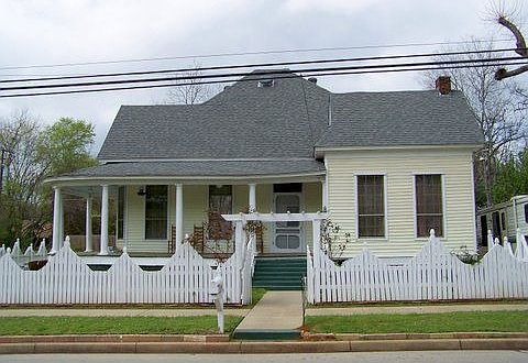 1st image of 1001 N Jackson St