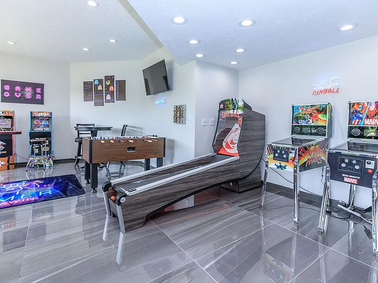 Park Club Townhomes — Photo 11